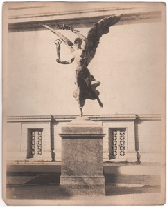 [unidentified angel statue]